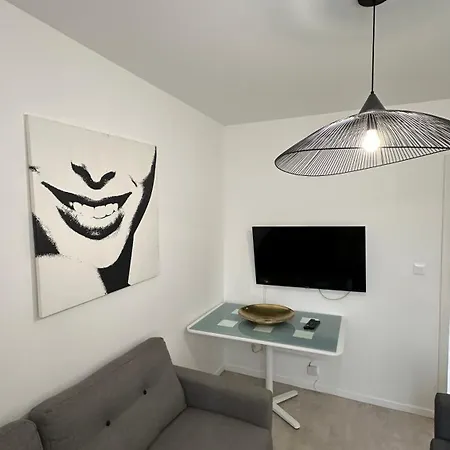 Apartment Neuf, Centre-ville, 400m De Rivetoile 4 Voyageurs *